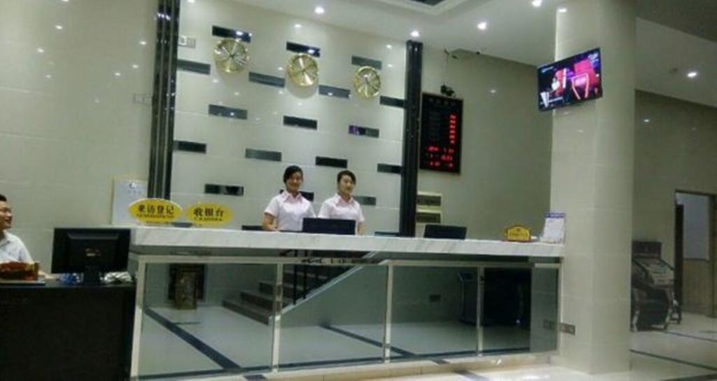 גואנגג'ואו Aoqi Business Hotel מראה חיצוני תמונה