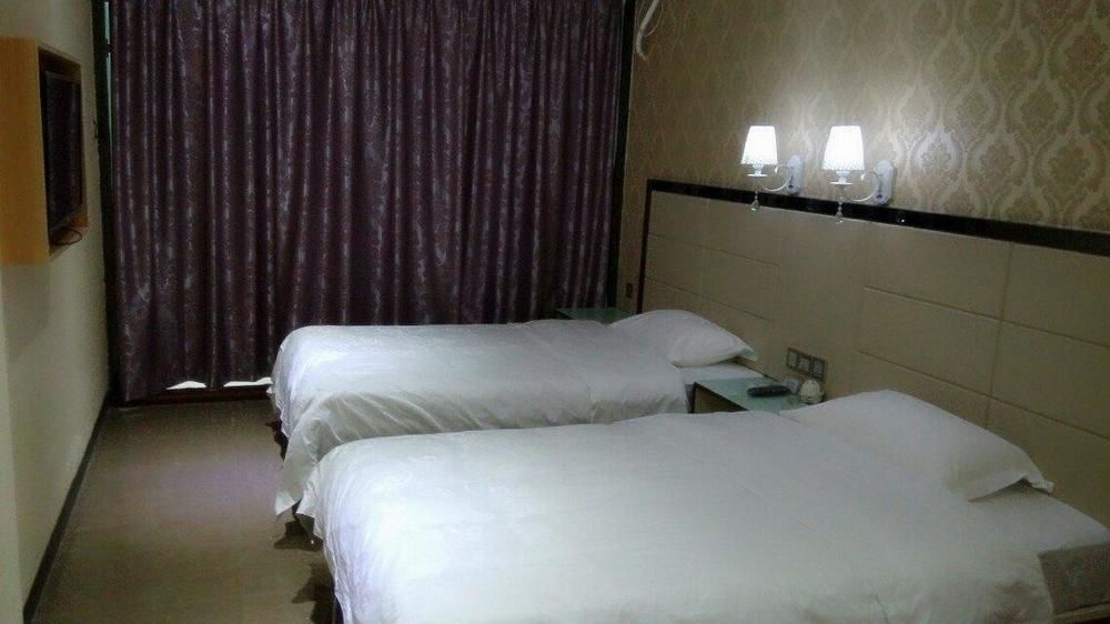 גואנגג'ואו Aoqi Business Hotel מראה חיצוני תמונה